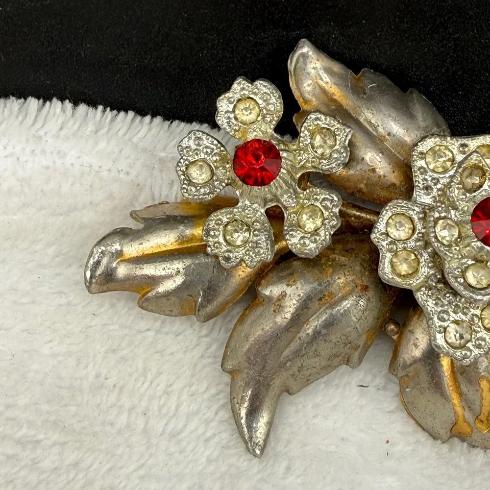 Vintage Pot Metal Brooch Flower Red Rhinestone Spray